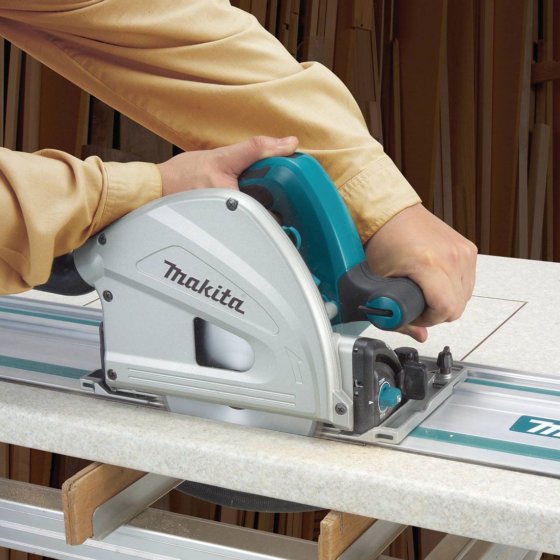 Makita SP6000J2 Plunge Saw 165mm inc 2x Guide Rails, Joining Bar & Makpac Case